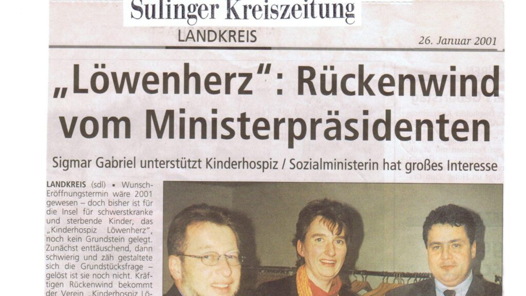 Alter Zeitungsausschnitt mit dem Artikel "Rückenwind vom Ministerpräsidenten"