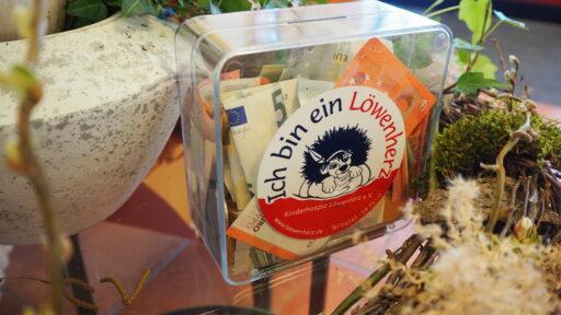 Eine Spendendose zum Geld sammeln für das Kinderhospiz Löwenherz