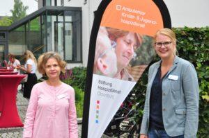 Beate Weidewitsch und Kirsten Höfer