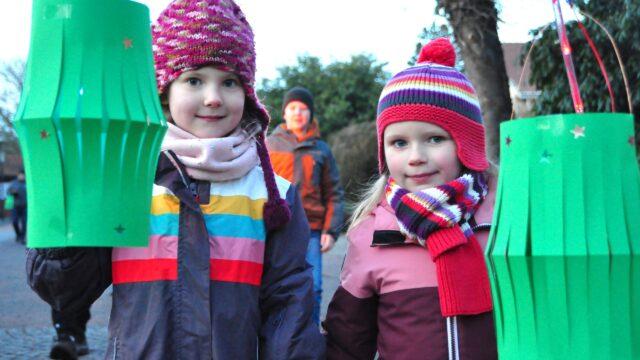 Laternenumzug von Löwenherz zum Tag der Kinderhospizarbeit 2023 durch Syke